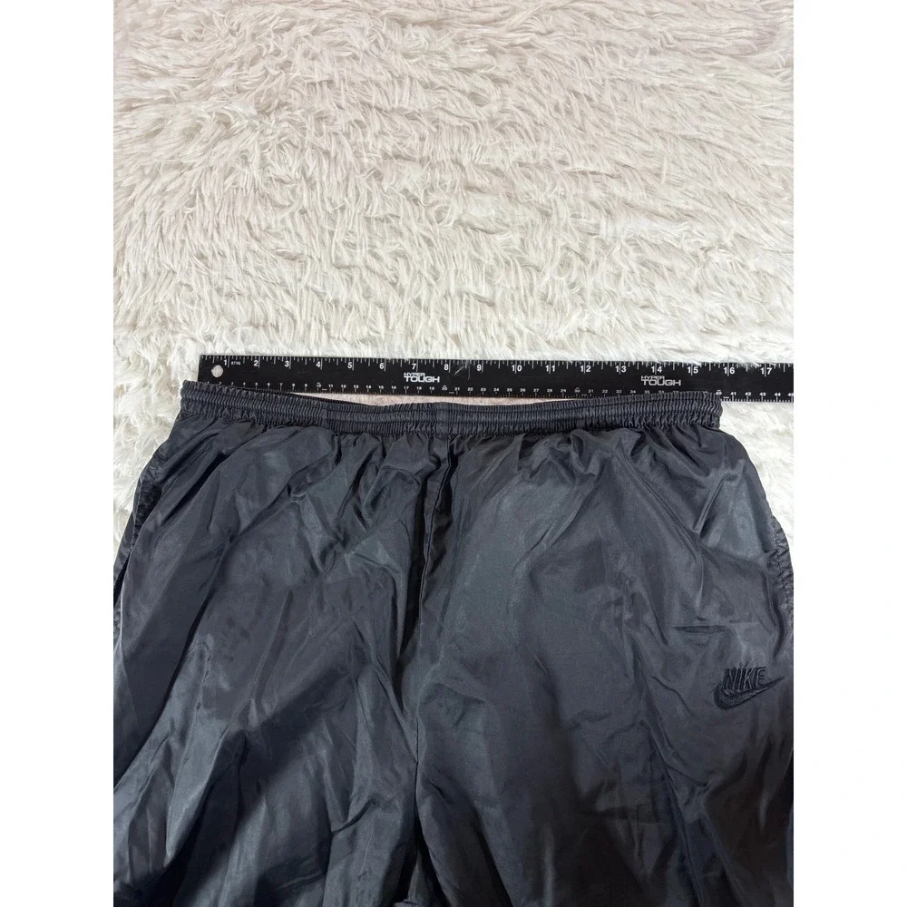 Nike vintage windbreaker